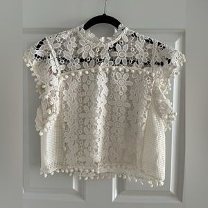 Romeo + Juliet couture lace/embroidery top size M